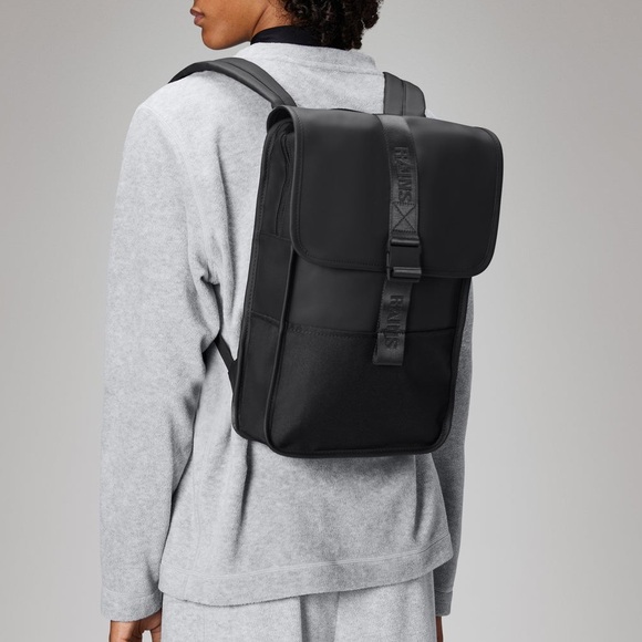 Rains Trail Backpack Mini - Picture 4 of 8